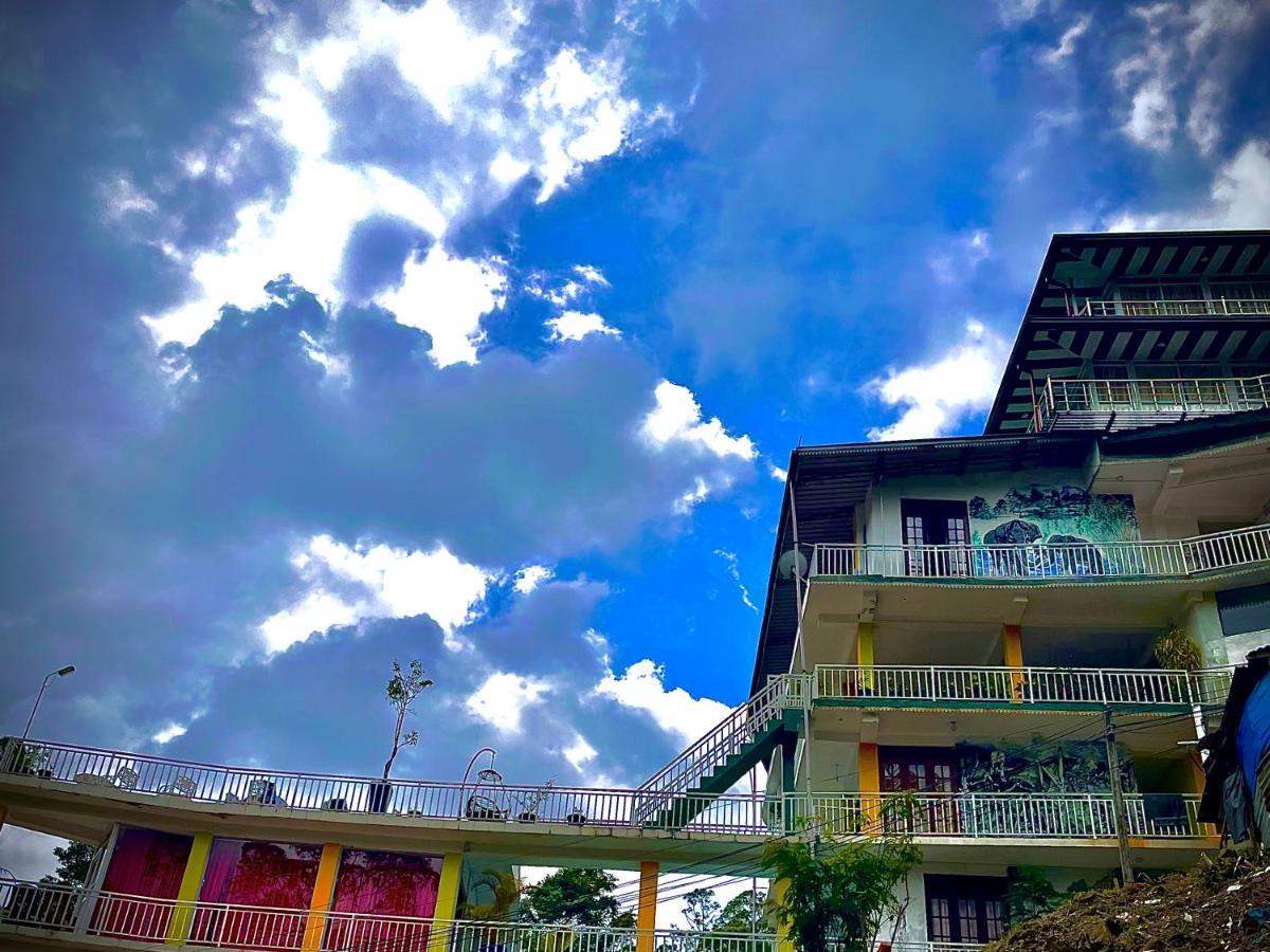 Grand Adamspeak Hotel Nallathanniya Exterior foto