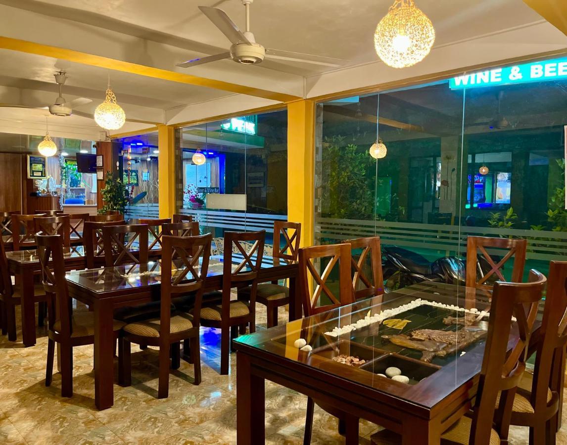 Grand Adamspeak Hotel Nallathanniya Exterior foto